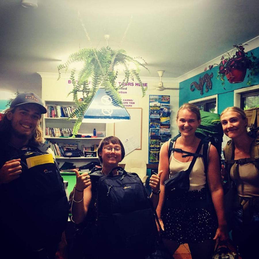 Backpackers By The Bay Hostel Еърли Бийч Екстериор снимка
