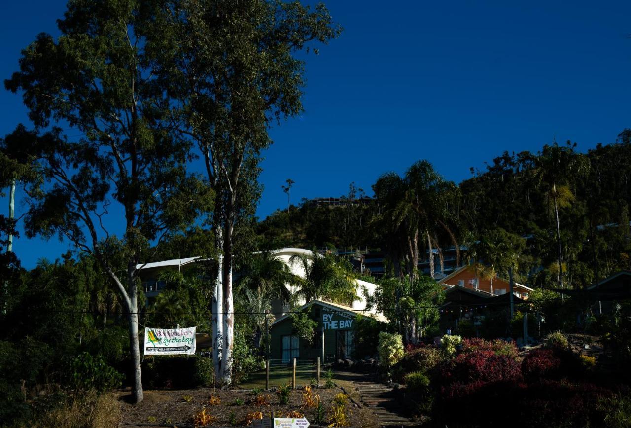 Backpackers By The Bay Hostel Еърли Бийч Екстериор снимка